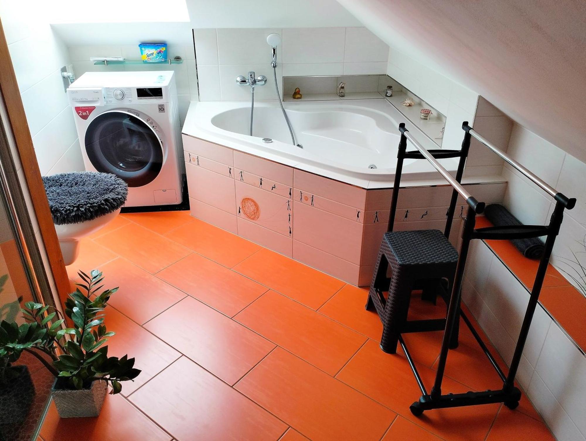 Ferienwohnung Am Waldesrand - Garten, Terrasse, Grill, Luftkuehler, Massagesessel, Kinderspielecke, Spielekonsole คอตต์บุส ภายนอก รูปภาพ